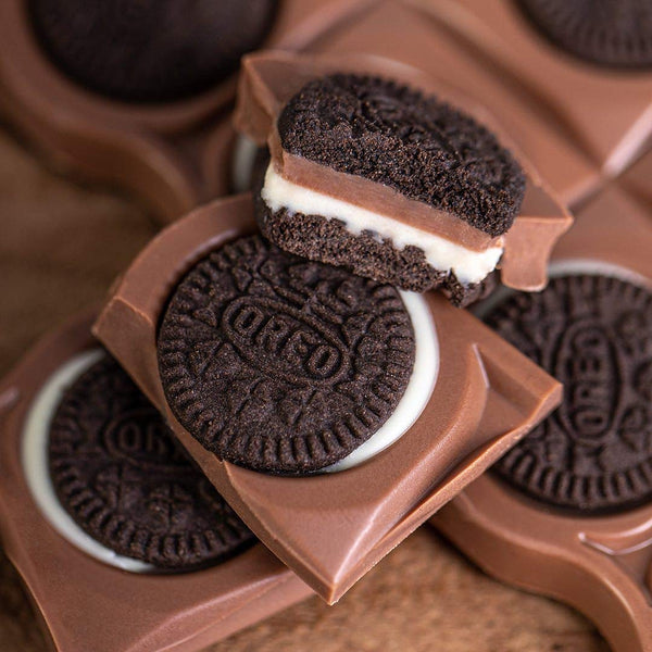 Milka Milk Chocolate with Whole Oreo Cookies Candy Bar- 3.24oz