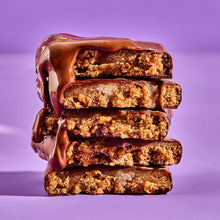 ALOHA Chocolate Caramel Pecan Organic Protein Bar lifestyle image 2