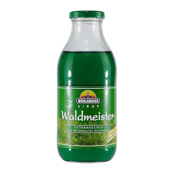 Mühlhäuser Waldmeister syrup in green glass bottle, ideal for drinks and mixers