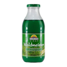Mühlhäuser Waldmeister syrup in green glass bottle, ideal for drinks and mixers